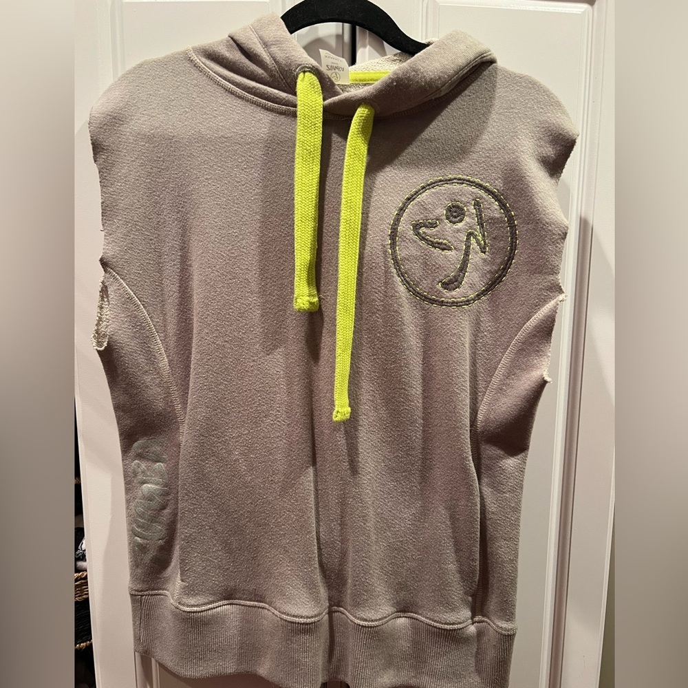Zumba Fitness hooded sleeveless sweatshirt men’s gray extra small